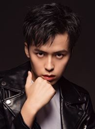 凌云志明心的扮演者介绍、是谁演的？