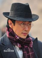 李家大院李承让的扮演者介绍、是谁演的？