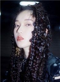 燕山派与百花门月清秋的扮演者介绍、是谁演的？