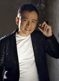 白色城堡于副主任的扮演者介绍、是谁演的？