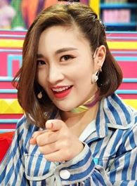 金牌客服董董恩黄秘书的扮演者介绍、是谁演的？