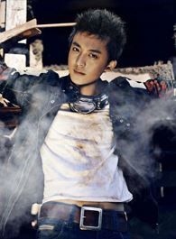 九义人刘薪的扮演者介绍、是谁演的？