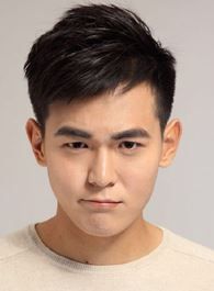 骄阳伴我简易剪辑师助理的扮演者介绍、是谁演的？