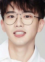 追光的日子高峰的扮演者介绍、是谁演的？