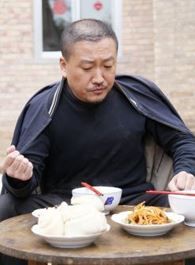 他介绍、是谁演的？包维强的扮演者介绍、是谁演的？