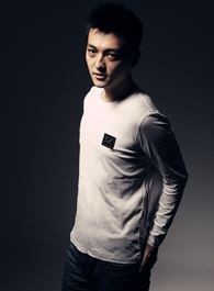 特工任务向阳的扮演者介绍、是谁演的？