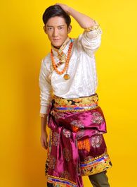 战火中的青春毕云峰的扮演者介绍、是谁演的？