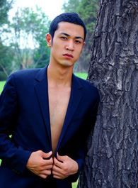 忘情歌友良的扮演者介绍、是谁演的？