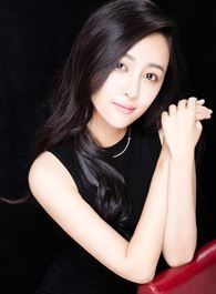 私立蜀山学园珑华的扮演者介绍、是谁演的？