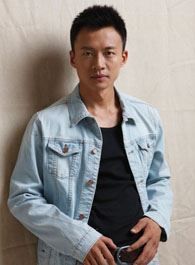 夏花韩屿叔叔的扮演者介绍、是谁演的？