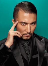 天下长安颉利可汗的扮演者介绍、是谁演的？