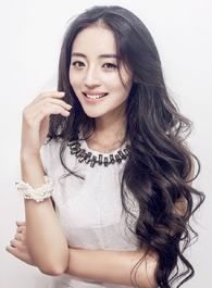 春家小姐是讼师赵婉若的扮演者介绍、是谁演的？