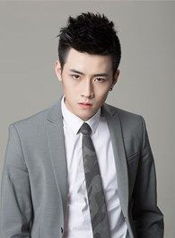 妻子的新世界林耀的扮演者介绍、是谁演的？