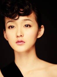 朝歌主持人的扮演者介绍、是谁演的？