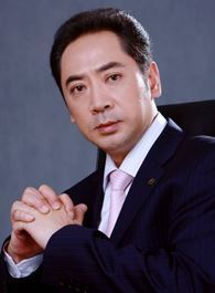 破晓东方周恩来的扮演者介绍、是谁演的？