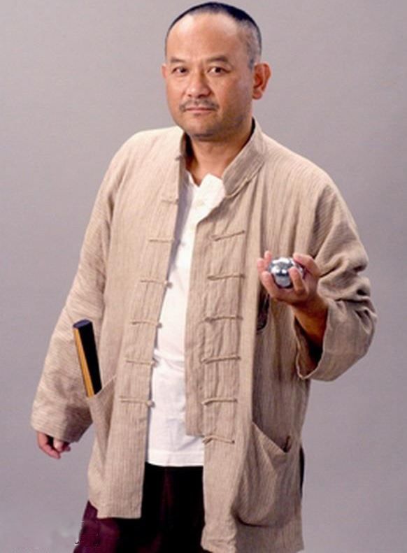 你好我的对面男友爷爷的扮演者介绍、是谁演的？