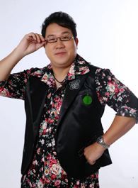 东北插班生第一季贾主任的扮演者介绍、是谁演的？