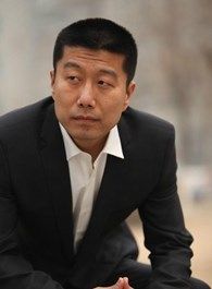 少年派2咖啡厂厂长的扮演者介绍、是谁演的？