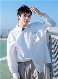 灿烂的季节杨春秋的扮演者介绍、是谁演的？