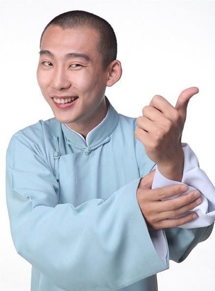 天下长河金文祥师爷的扮演者介绍、是谁演的？