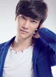 信仰李金平的扮演者介绍、是谁演的？