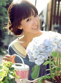 我们这十年罗冰冰的扮演者介绍、是谁演的？