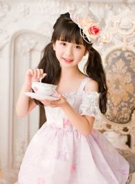 谁都知道我爱你少年陈菲儿的扮演者介绍、是谁演的？