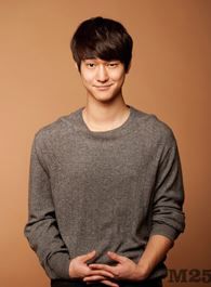 月水金火木土郑智镐的扮演者介绍、是谁演的？