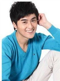 我迷人的反派皇帝言君淮的扮演者介绍、是谁演的？