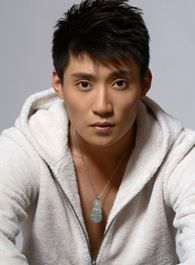 东八区的先生们阿野的扮演者介绍、是谁演的？