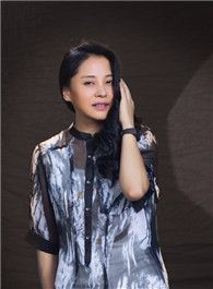 安娜的爱人舅妈的扮演者介绍、是谁演的？