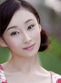 龙门镖局马行老板娘的扮演者介绍、是谁演的？