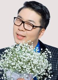 小爸爸司仪的扮演者介绍、是谁演的？