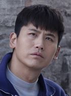 二叔尔志强的扮演者介绍、是谁演的？