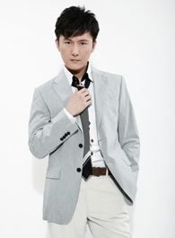 海棠经雨胭脂透华吉利的扮演者介绍、是谁演的？