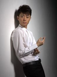 大猫儿追爱记吴东的扮演者介绍、是谁演的？