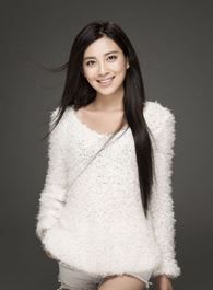 回到明朝当王爷之杨凌传银琦公主的扮演者介绍、是谁演的？