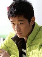 暗黑者曾日华的扮演者介绍、是谁演的？