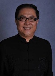 逆流而上的你刘艾父亲的扮演者介绍、是谁演的？