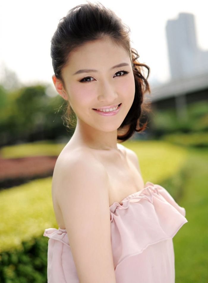 回到明朝当王爷之杨凌传夏皇后的扮演者介绍、是谁演的？