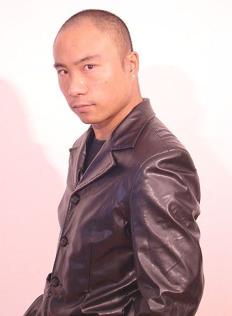 新倚天屠龙记西华子的扮演者介绍、是谁演的？