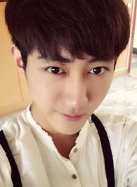 美女公寓王强的扮演者介绍、是谁演的？