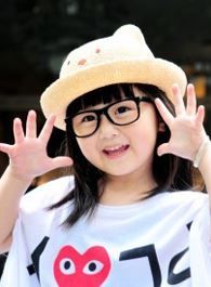 因为遇见你张果果/金依蓓的扮演者介绍、是谁演的？