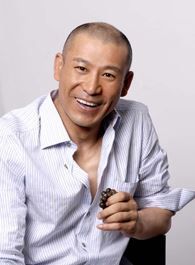 新倚天屠龙记刘傲的扮演者介绍、是谁演的？