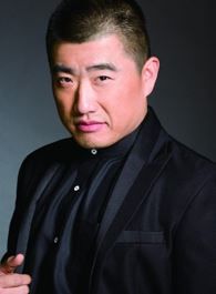 硬骨头黑岩的扮演者介绍、是谁演的？