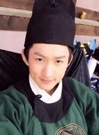 隋唐英雄5张雄的扮演者介绍、是谁演的？