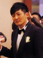 月供周书明的扮演者介绍、是谁演的？