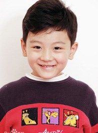 芈月传赢芾（10岁）的扮演者介绍、是谁演的？