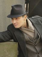 姥爷的抗战小村的扮演者介绍、是谁演的？