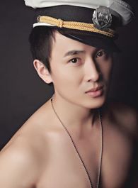 侠客行解文豹的扮演者介绍、是谁演的？